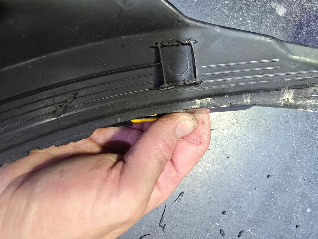 Windlauf Dichtung passt bei Z4 E86 Windlaufdichtung alternative zu 51717043619