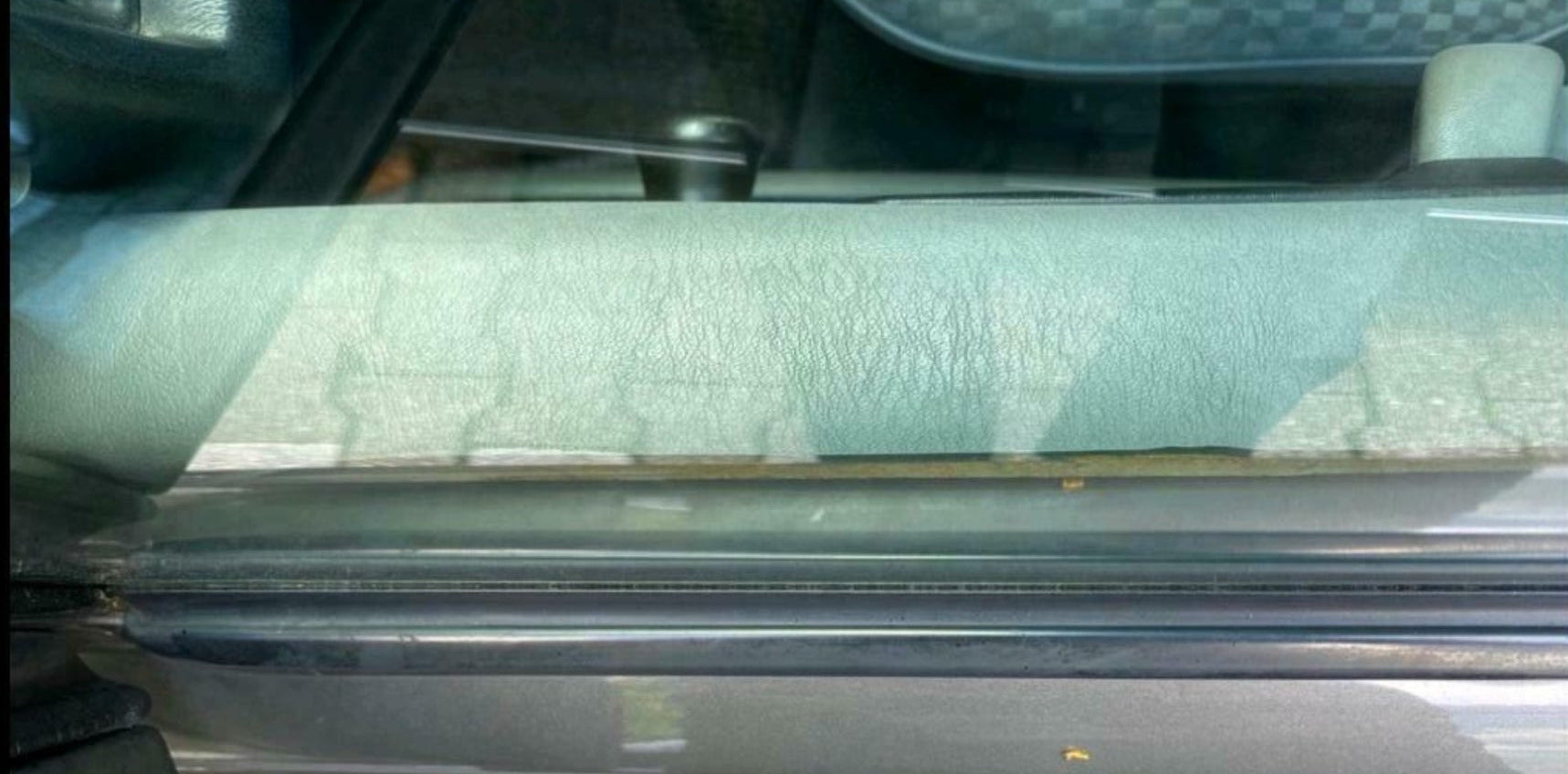 Türpappe Mercedes Benz W201 optisch reparieren E190 4Leisten aus Aluminium