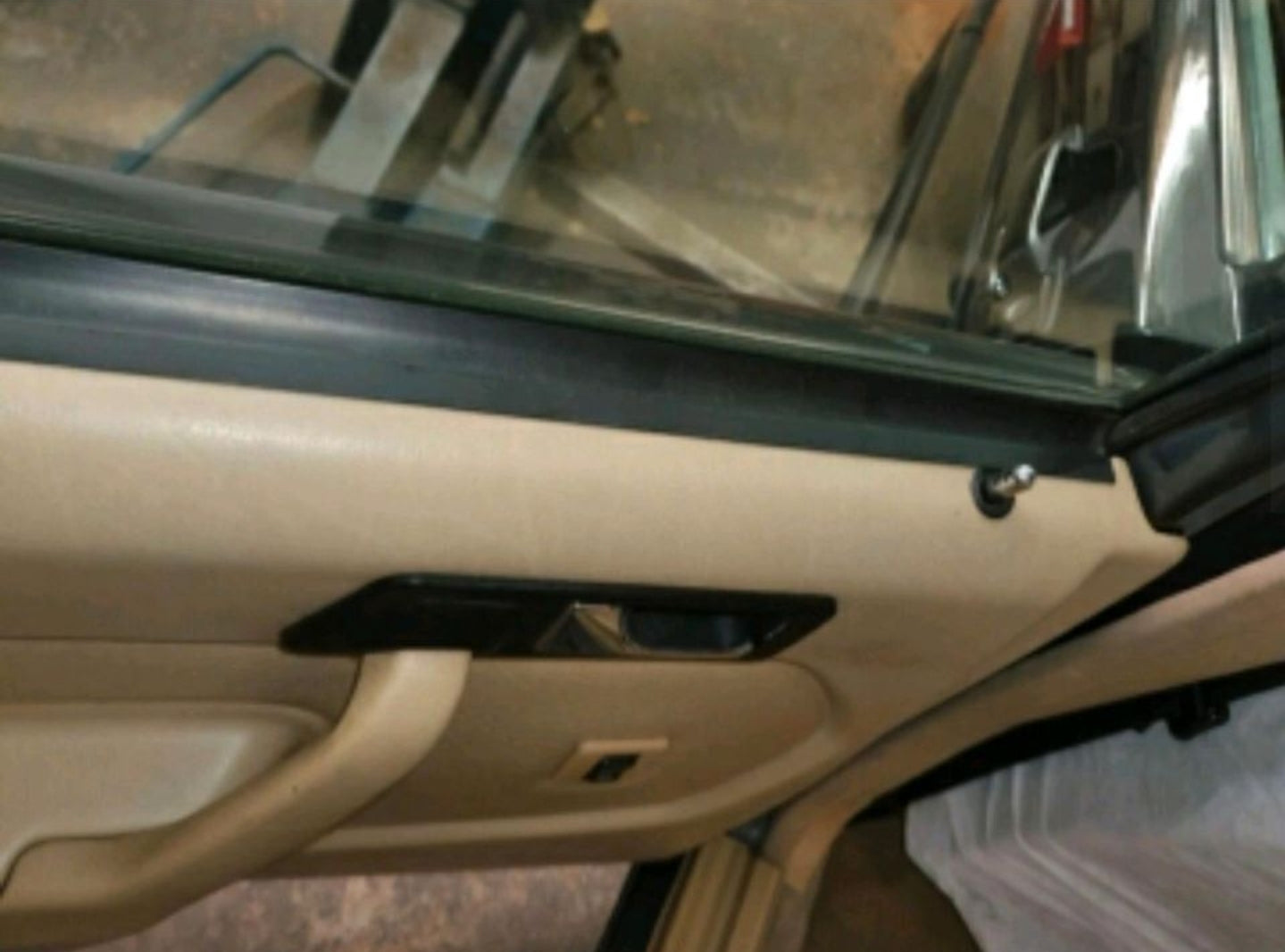 E190 Türpappe optisch reparieren 4-Leisten schwarz Kunststoff  selbstklebend 1cm