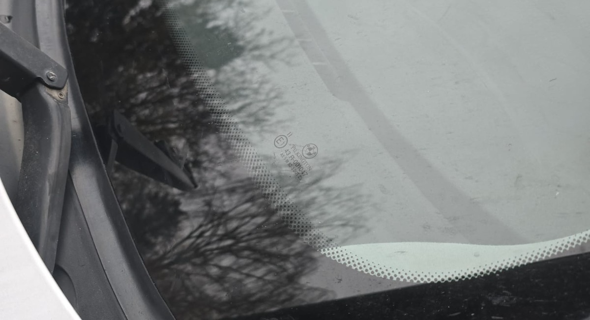 E46 Windlaufdichtung passt bei BMW Coupe & Cabrio alternative "51718232894"